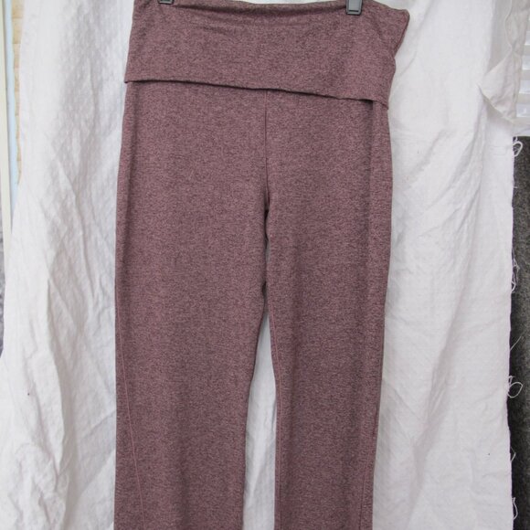 Like New - Athleta Girl Downtime Yoga Pant - Picture 1 of 11